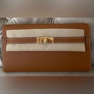 Hermes Kelly To Go, Epsom leather, Gold with gold hw